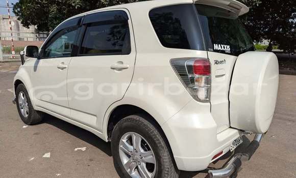 কেনা ব্যবহৃত Toyota Rush White গাড়ী মধ্যে ঢাকা মধ্যে Dhaka কেনা ব্যবহৃত Toyota Rush White গাড়ী মধ্যে ঢাকা মধ্যে Dhaka