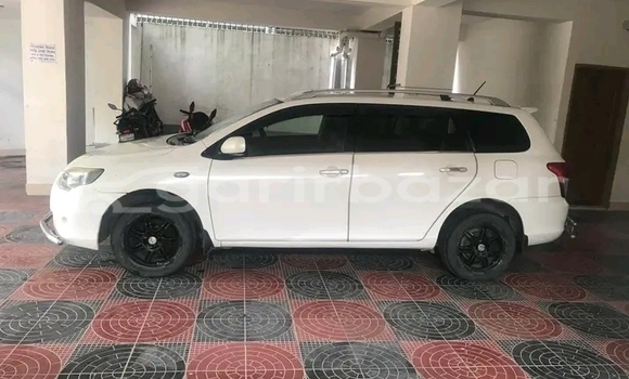 কেনা ব্যবহৃত Toyota Axio White গাড়ী মধ্যে বান্দরবান মধ্যে Bandarban কেনা ব্যবহৃত Toyota Axio White গাড়ী মধ্যে বান্দরবান মধ্যে Bandarban