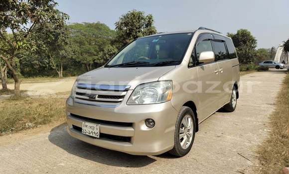 Buy Used 2004 Toyota noah x in Dhaka, Dhaka Buy Used 2004 Toyota noah x in Dhaka, Dhaka