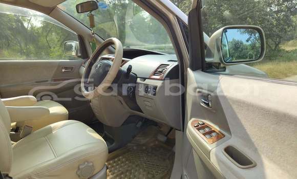 Buy Used 2004 Toyota noah x in Dhaka, Dhaka Buy Used 2004 Toyota noah x in Dhaka, Dhaka