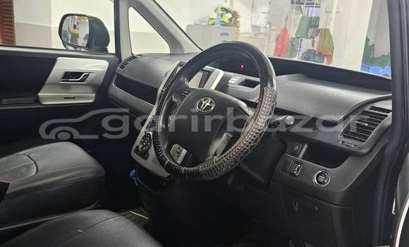 Buy Used 2010 Toyota Noah x in Dhaka, Dhaka Buy Used 2010 Toyota Noah x in Dhaka, Dhaka