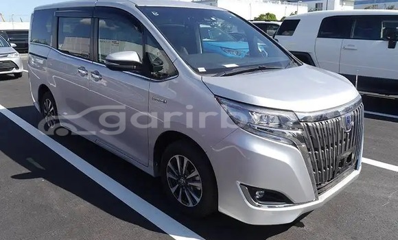 Buy Used 2018 Toyota Esquire in Dhaka, Dhaka Buy Used 2018 Toyota Esquire in Dhaka, Dhaka