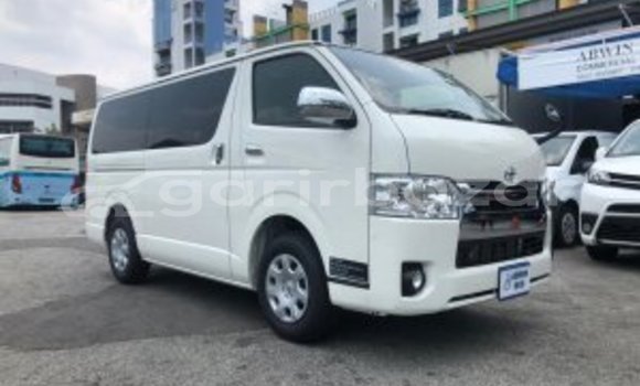Buy Used 2019 Toyota Hiace in Dhaka, Dhaka Buy Used 2019 Toyota Hiace in Dhaka, Dhaka