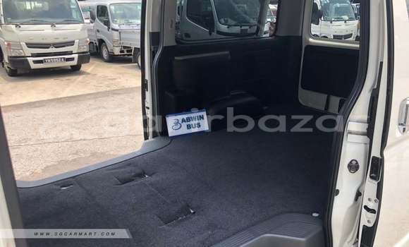 Buy Used 2019 Toyota Hiace in Dhaka, Dhaka Buy Used 2019 Toyota Hiace in Dhaka, Dhaka