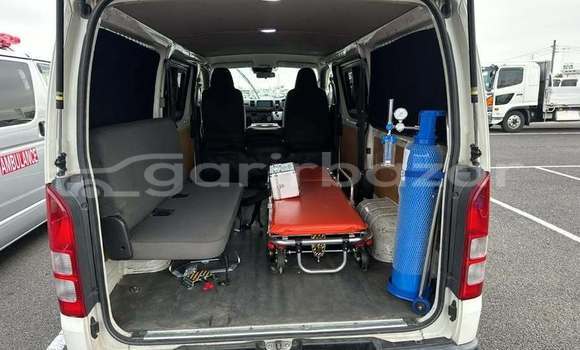 Buy Used 2019 Toyota Hiace in Dhaka, Dhaka Buy Used 2019 Toyota Hiace in Dhaka, Dhaka