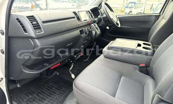 Buy Used 2019 Toyota Hiace in Dhaka, Dhaka Buy Used 2019 Toyota Hiace in Dhaka, Dhaka