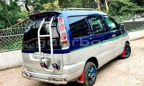 Buy Used 2002 Toyota Noha in Dhaka, Dhaka Buy Used 2002 Toyota Noha in Dhaka, Dhaka