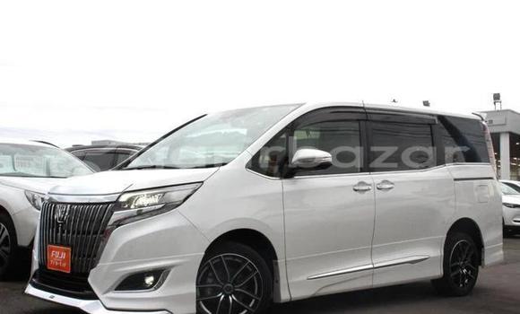 Buy Used 2019 Toyota Esquire in Dhaka, Dhaka Buy Used 2019 Toyota Esquire in Dhaka, Dhaka