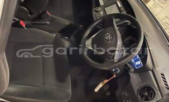 কেনা ব্যবহৃত Toyota Axio White গাড়ী মধ্যে ঢাকা মধ্যে Dhaka কেনা ব্যবহৃত Toyota Axio White গাড়ী মধ্যে ঢাকা মধ্যে Dhaka