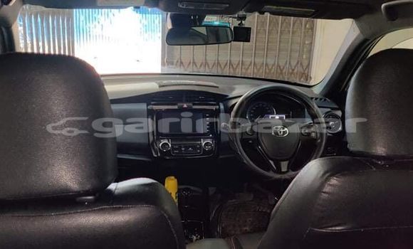 Buy Used 2015 Toyota Fielder WXB in Dhaka, Dhaka Buy Used 2015 Toyota Fielder WXB in Dhaka, Dhaka