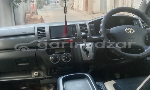 Buy Used 2015 Toyota Hiace super gl 2011 in Tangail, Dhaka Buy Used 2015 Toyota Hiace super gl 2011 in Tangail, Dhaka