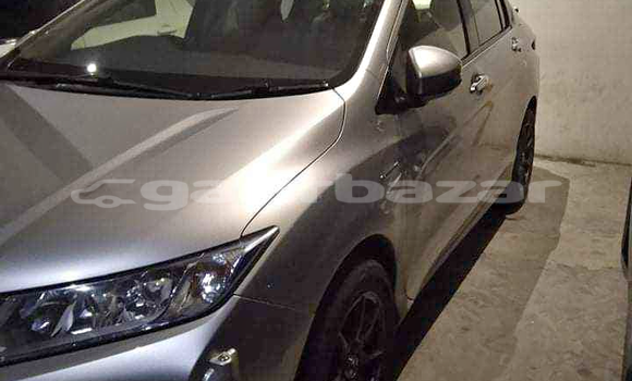 কিনুন ব্যবহৃত Honda গাড়ী কিনুন ব্যবহৃত Honda গাড়ী