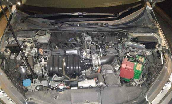 কিনুন ব্যবহৃত Honda গাড়ী কিনুন ব্যবহৃত Honda গাড়ী