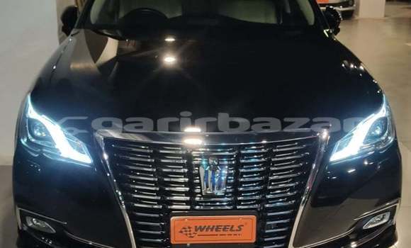 Buy Import 2016 Toyota Crown in Dhaka, Dhaka Buy Import 2016 Toyota Crown in Dhaka, Dhaka