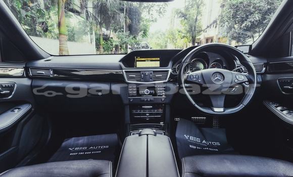 কিনুন ব্যবহৃত Mercedes-Benz গাড়ী কিনুন ব্যবহৃত Mercedes-Benz গাড়ী