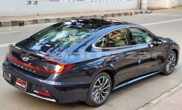 Buy Used 2021 Hyundai Sonata in Dhaka, Dhaka Buy Used 2021 Hyundai Sonata in Dhaka, Dhaka