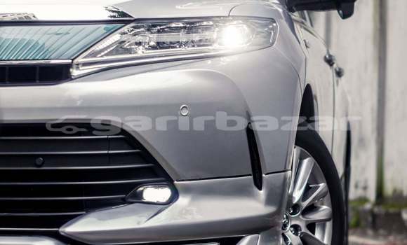 Buy Import 2018 Toyota Harrier in Dhaka, Dhaka Buy Import 2018 Toyota Harrier in Dhaka, Dhaka