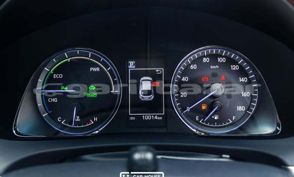 Buy Import 2018 Toyota Harrier in Dhaka, Dhaka Buy Import 2018 Toyota Harrier in Dhaka, Dhaka