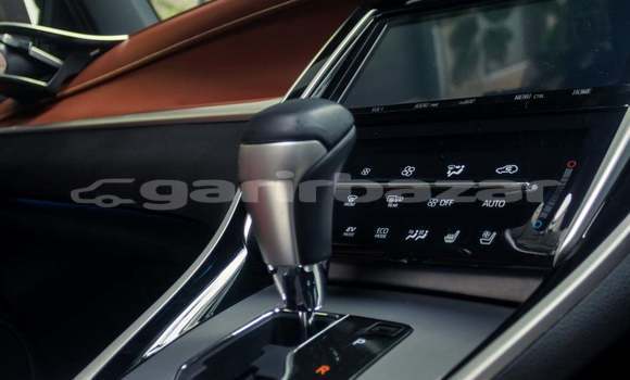 Buy Import 2018 Toyota Harrier in Dhaka, Dhaka Buy Import 2018 Toyota Harrier in Dhaka, Dhaka