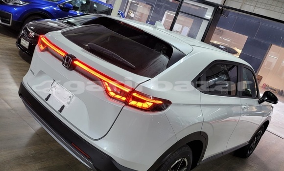 Buy Import 2021 Honda Vezel in Dhaka, Dhaka Buy Import 2021 Honda Vezel in Dhaka, Dhaka