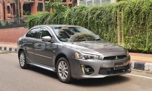 কেনা ব্যবহৃত Mitsubishi Lancer Green গাড়ী মধ্যে ঢাকা মধ্যে Dhaka কেনা ব্যবহৃত Mitsubishi Lancer Green গাড়ী মধ্যে ঢাকা মধ্যে Dhaka