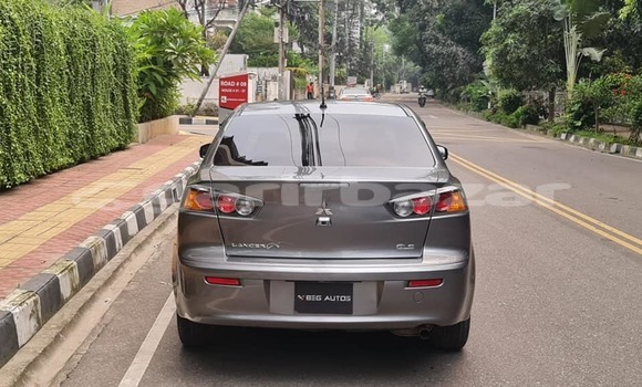 কেনা ব্যবহৃত Mitsubishi Lancer Green গাড়ী মধ্যে ঢাকা মধ্যে Dhaka কেনা ব্যবহৃত Mitsubishi Lancer Green গাড়ী মধ্যে ঢাকা মধ্যে Dhaka