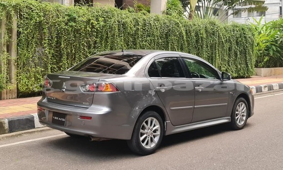 কেনা ব্যবহৃত Mitsubishi Lancer Green গাড়ী মধ্যে ঢাকা মধ্যে Dhaka কেনা ব্যবহৃত Mitsubishi Lancer Green গাড়ী মধ্যে ঢাকা মধ্যে Dhaka