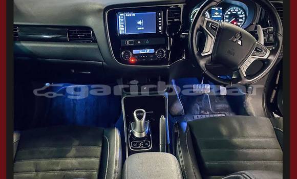 Buy Import 2016 Mitsubishi Outlander in Dhaka, Dhaka Buy Import 2016 Mitsubishi Outlander in Dhaka, Dhaka