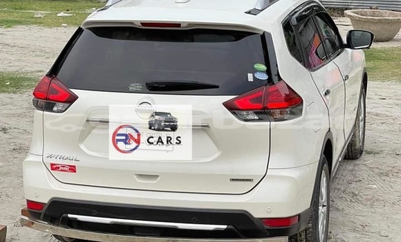 Buy Used 2017 Nissan X-Trail in Dhaka, Dhaka Buy Used 2017 Nissan X-Trail in Dhaka, Dhaka