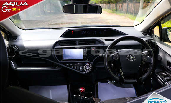Buy Import 2016 Toyota Aqua in Dhaka, Dhaka Buy Import 2016 Toyota Aqua in Dhaka, Dhaka