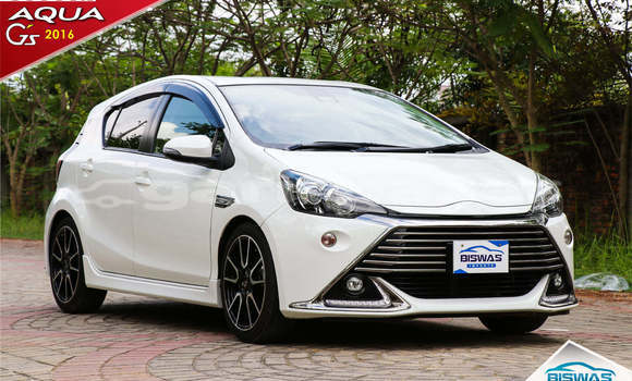 Buy Import 2016 Toyota Aqua in Dhaka, Dhaka Buy Import 2016 Toyota Aqua in Dhaka, Dhaka
