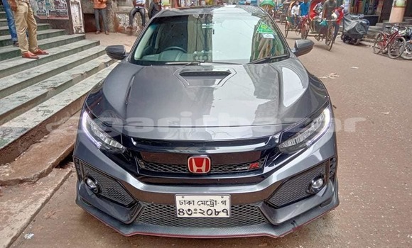 Buy Used 2018 Honda Civic in Dhaka, Dhaka Buy Used 2018 Honda Civic in Dhaka, Dhaka