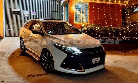কেনা ব্যবহৃত Toyota Harrier White গাড়ী মধ্যে ঢাকা মধ্যে Dhaka কেনা ব্যবহৃত Toyota Harrier White গাড়ী মধ্যে ঢাকা মধ্যে Dhaka