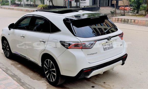 কেনা ব্যবহৃত Toyota Harrier White গাড়ী মধ্যে ঢাকা মধ্যে Dhaka কেনা ব্যবহৃত Toyota Harrier White গাড়ী মধ্যে ঢাকা মধ্যে Dhaka