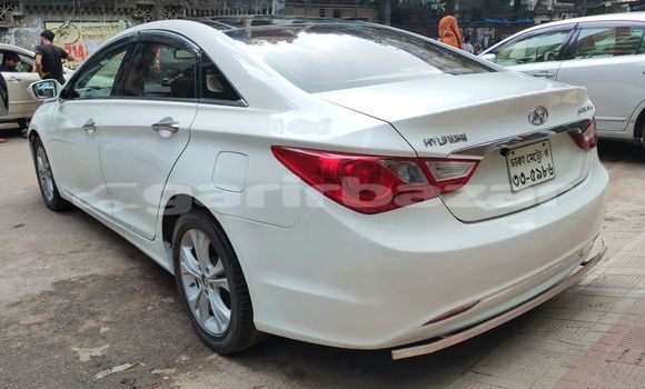 কেনা ব্যবহৃত Hyundai Sonata White গাড়ী মধ্যে ঢাকা মধ্যে Dhaka কেনা ব্যবহৃত Hyundai Sonata White গাড়ী মধ্যে ঢাকা মধ্যে Dhaka