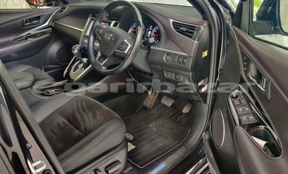 Buy Import 2016 Toyota Harrier in Dhaka, Dhaka Buy Import 2016 Toyota Harrier in Dhaka, Dhaka