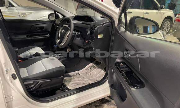 কেনা ব্যবহৃত Toyota Aqua White গাড়ী মধ্যে ঢাকা মধ্যে Dhaka কেনা ব্যবহৃত Toyota Aqua White গাড়ী মধ্যে ঢাকা মধ্যে Dhaka