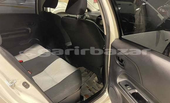 কেনা ব্যবহৃত Toyota Aqua White গাড়ী মধ্যে ঢাকা মধ্যে Dhaka কেনা ব্যবহৃত Toyota Aqua White গাড়ী মধ্যে ঢাকা মধ্যে Dhaka