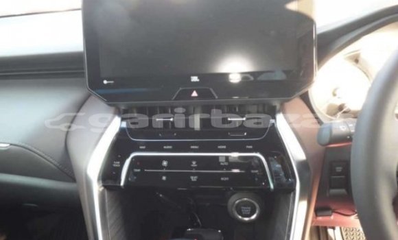 কেনা আমদানি Toyota Harrier White গাড়ী মধ্যে ঢাকা মধ্যে Dhaka কেনা আমদানি Toyota Harrier White গাড়ী মধ্যে ঢাকা মধ্যে Dhaka