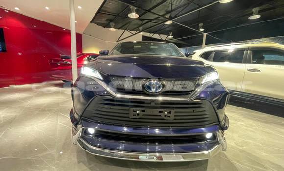 Buy Import 2020 Toyota Harrier in Dhaka, Dhaka Buy Import 2020 Toyota Harrier in Dhaka, Dhaka