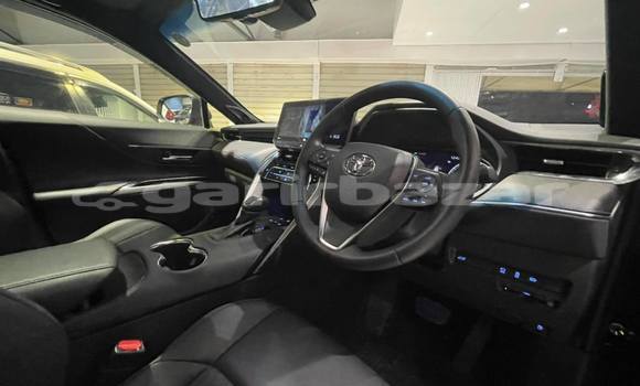 Buy Import 2020 Toyota Harrier in Dhaka, Dhaka Buy Import 2020 Toyota Harrier in Dhaka, Dhaka