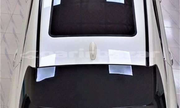 Buy Import 2015 Toyota Harrier in Dhaka, Dhaka Buy Import 2015 Toyota Harrier in Dhaka, Dhaka