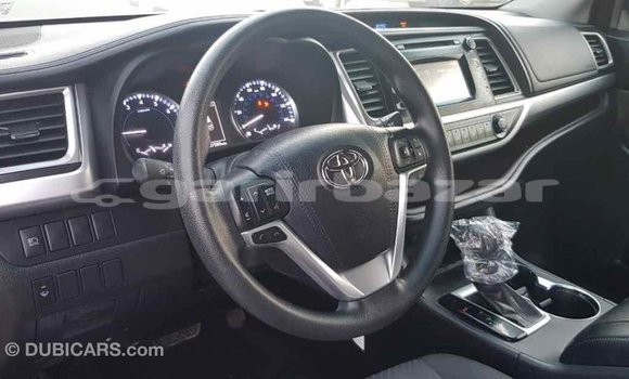 Buy Import 2017 Toyota Highlander in Import - Dubai, Bandarban Buy Import 2017 Toyota Highlander in Import - Dubai, Bandarban