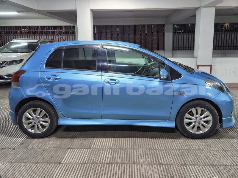 Big with watermark toyota vitz dhaka dhaka 3385