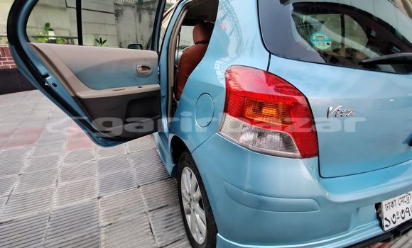 Buy Used 2009 Toyota Vitz in Dhaka, Dhaka Buy Used 2009 Toyota Vitz in Dhaka, Dhaka