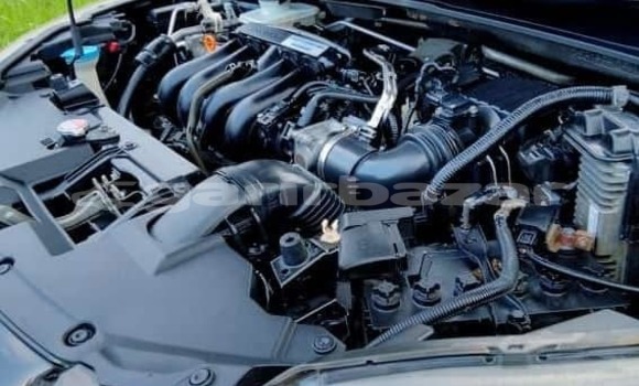 Buy Used 2014 Honda Vezel in Dhaka, Dhaka Buy Used 2014 Honda Vezel in Dhaka, Dhaka