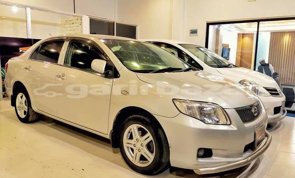 কিনুন ব্যবহৃত Toyota গাড়ী কিনুন ব্যবহৃত Toyota গাড়ী