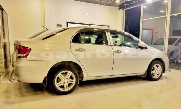 কিনুন ব্যবহৃত Toyota গাড়ী কিনুন ব্যবহৃত Toyota গাড়ী