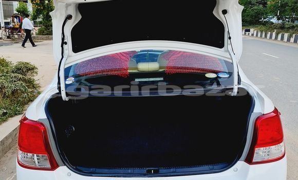 কেনা ব্যবহৃত Toyota Axio White গাড়ী মধ্যে ঢাকা মধ্যে Dhaka কেনা ব্যবহৃত Toyota Axio White গাড়ী মধ্যে ঢাকা মধ্যে Dhaka