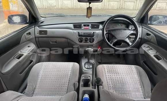 কিনুন ব্যবহৃত Mitsubishi গাড়ী কিনুন ব্যবহৃত Mitsubishi গাড়ী